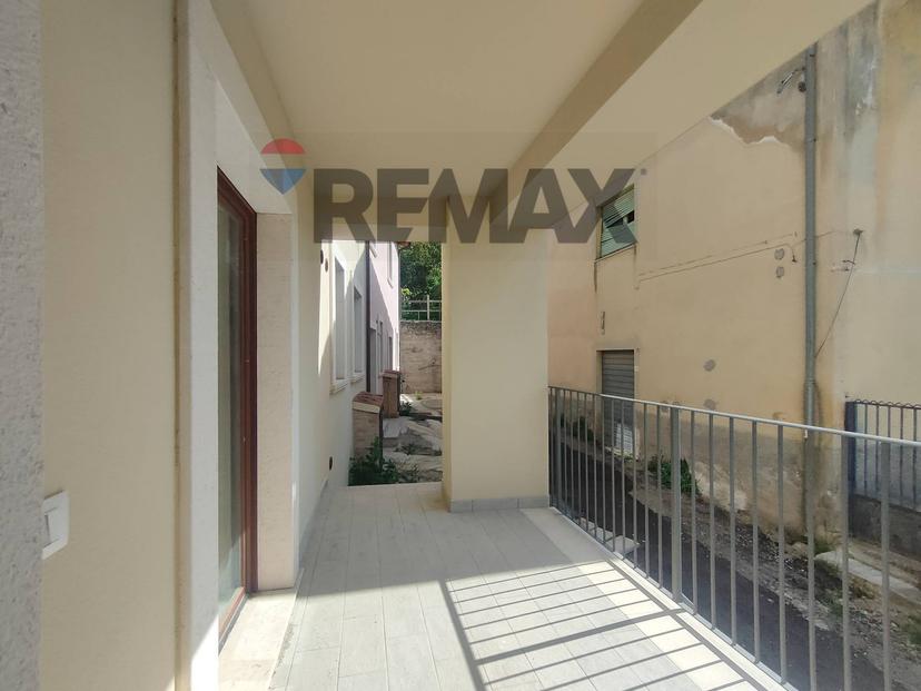 Casa indipendente in Viale Rimembranza 22, Fagnano Alto