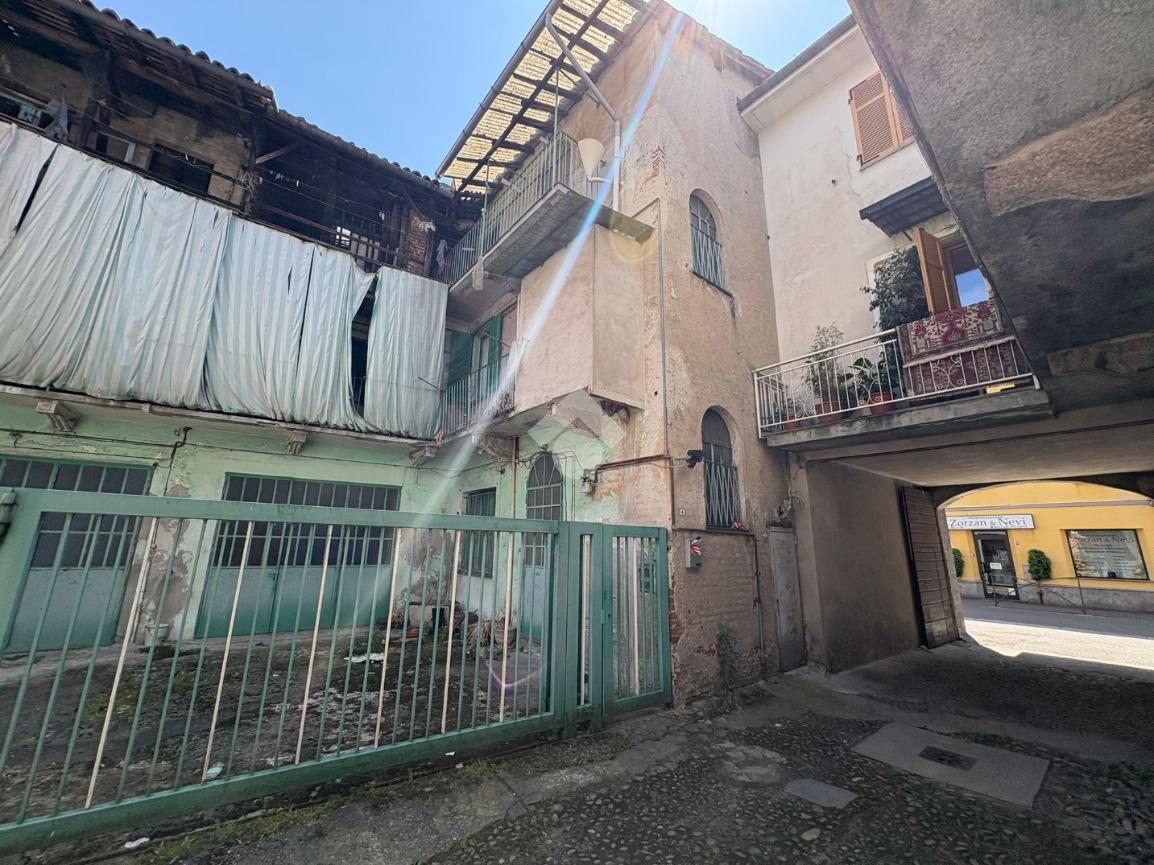 Casa indipendente in Via Gramsci 48, Trecate