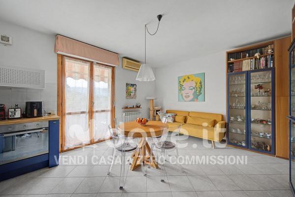 Trilocale in Via Marconi 1/B, Carmignano — foto 2 di 5