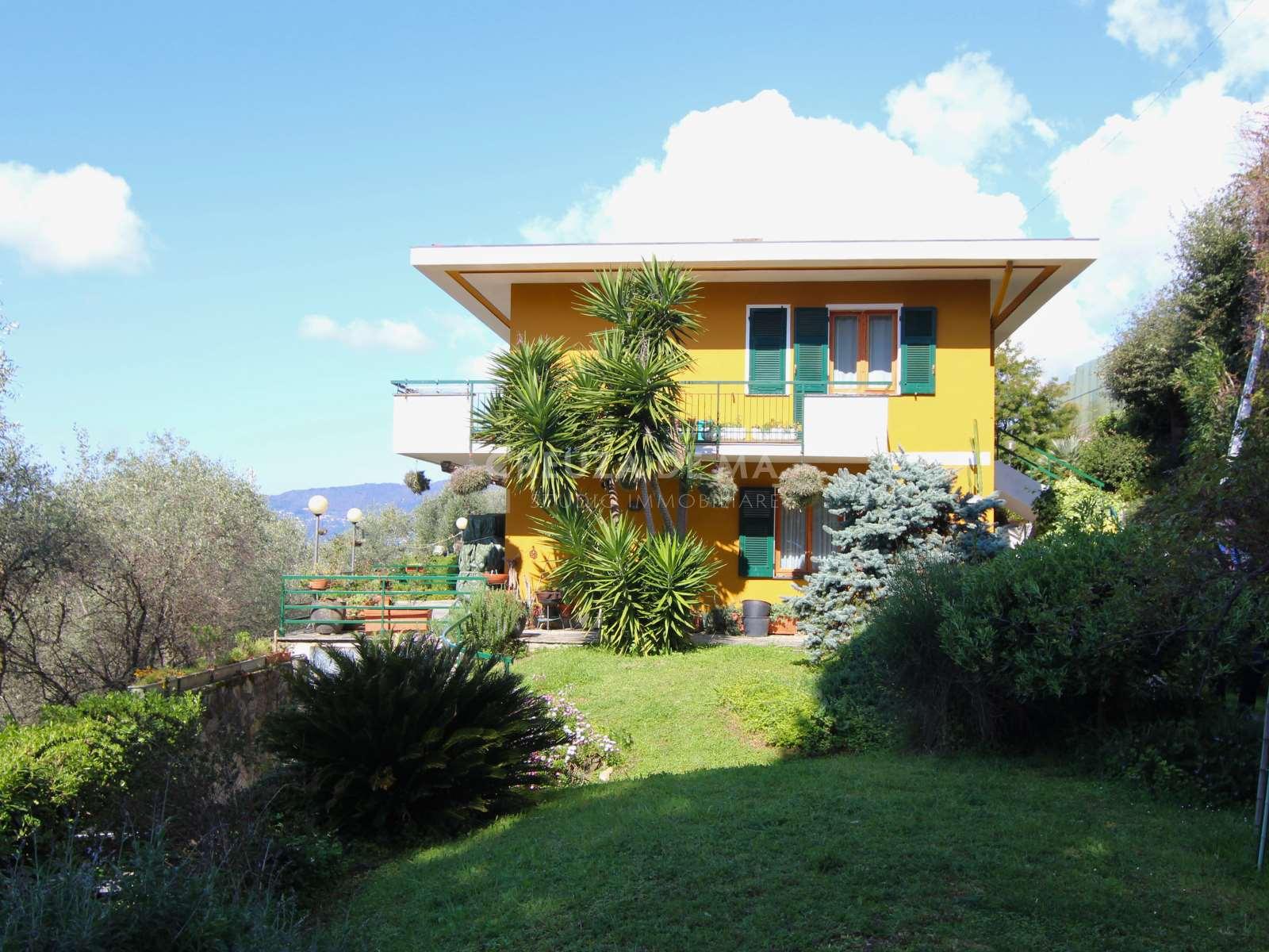 Porzione di villa in Via Cornice di Sant'Ambrogio  93 d , Zoagli