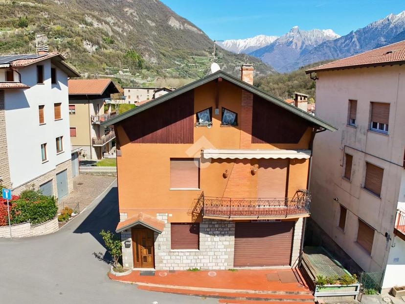 Casa indipendente in Via Cava 57, Malegno — foto 2 di 5