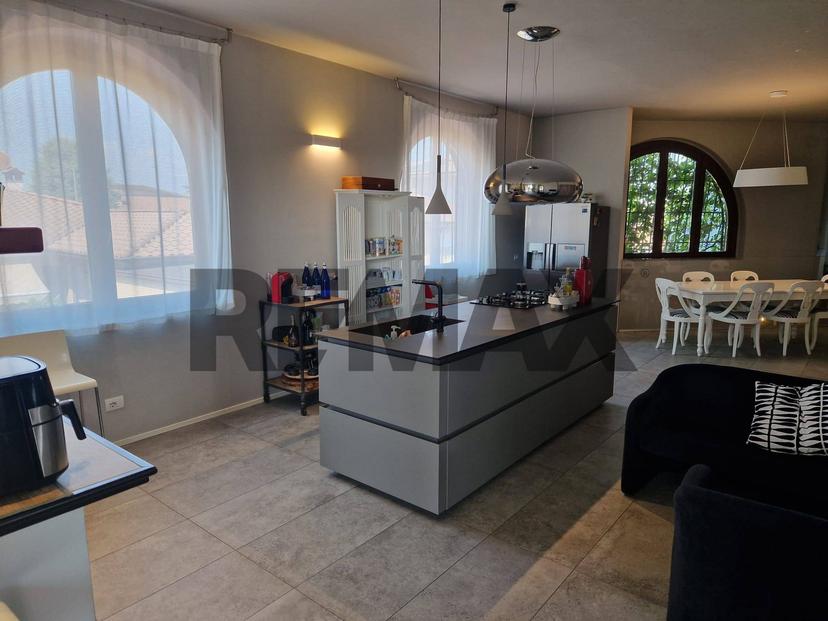 Villa in Via Gramsci 3, Comezzano-Cizzago — foto 4 di 5