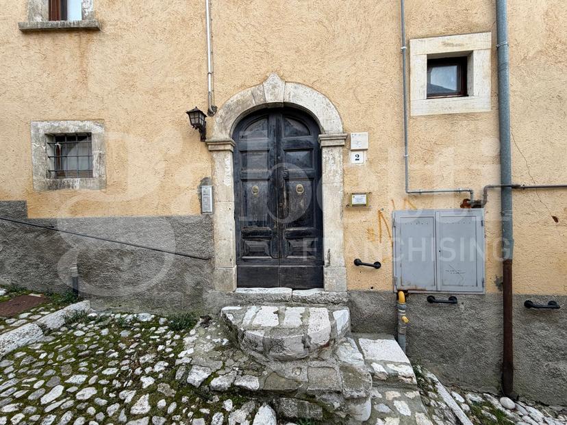 Bilocale in Via Tre Archi 2, Rocca di Mezzo — foto 5 di 5