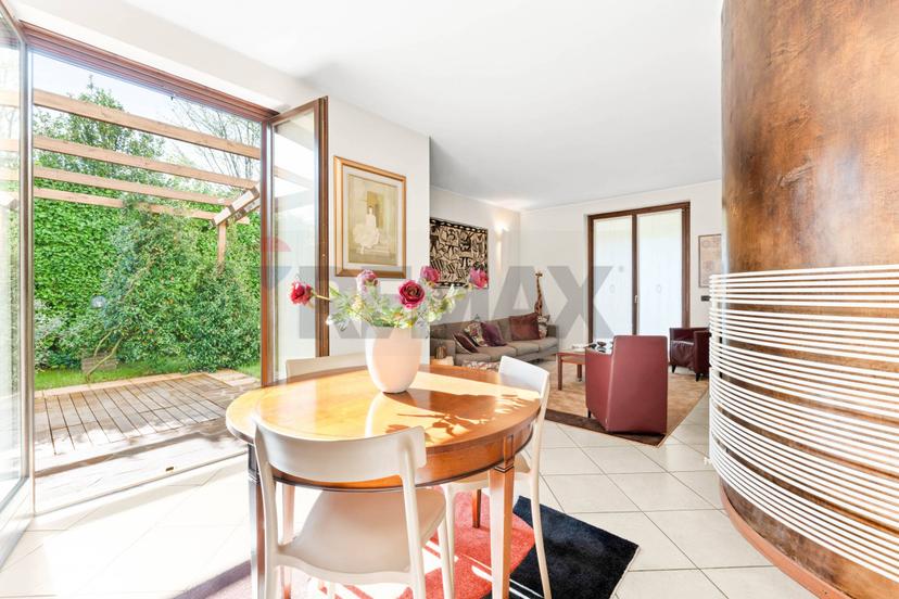 Villa in Via Bernina 16, Camparada — foto 2 di 5