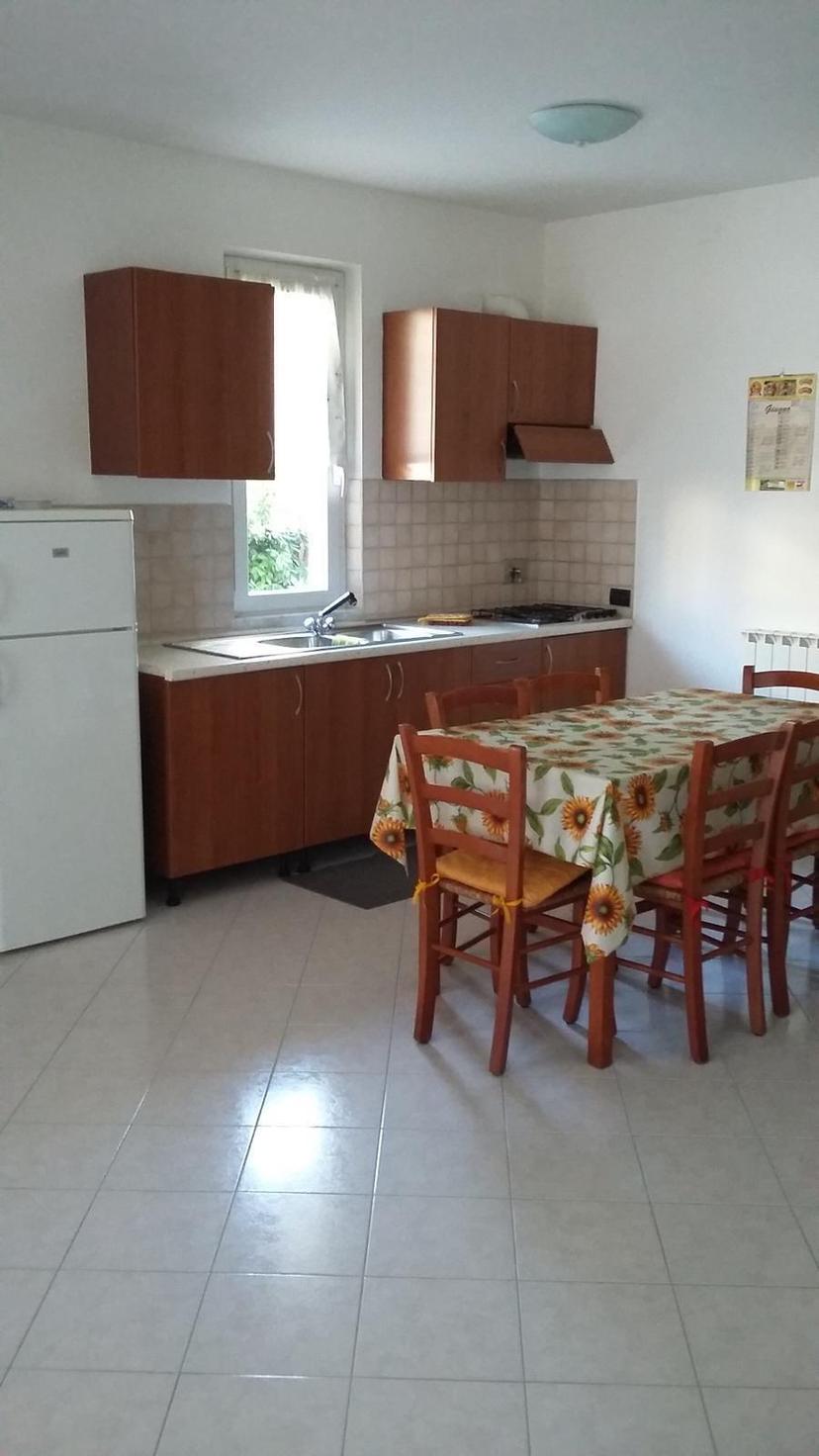 Villa bifamiliare, Massa — foto 3 di 5
