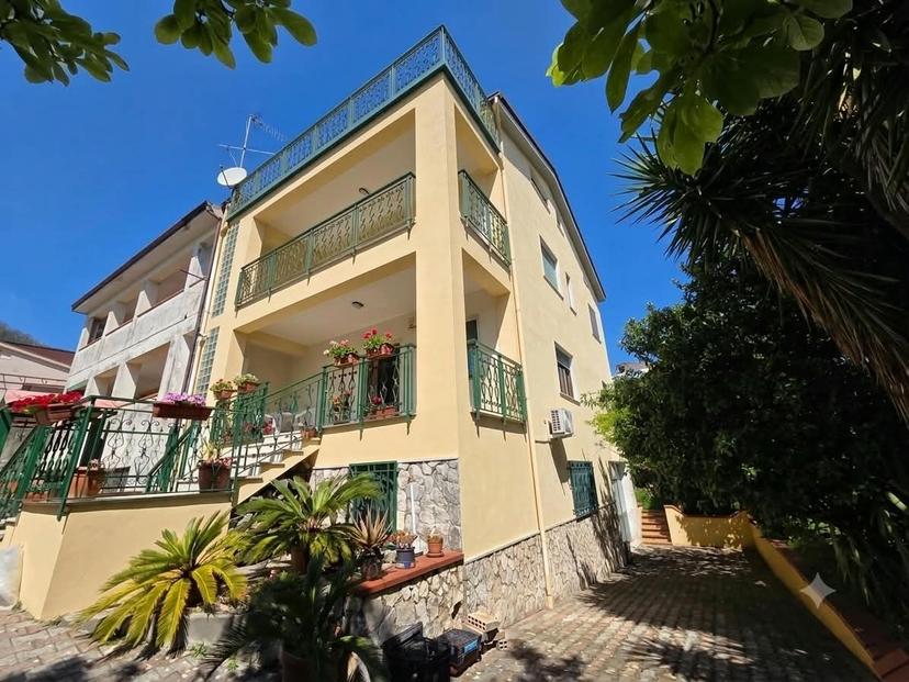 Villa a schiera in Via Nicolò Fumo 10, Baronissi — foto 3 di 5