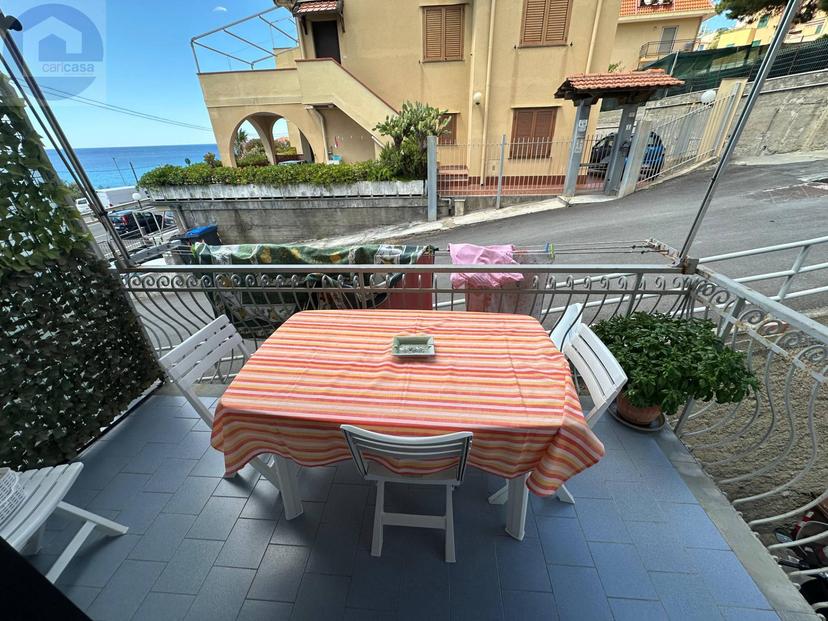 Quadrilocale in Via Aurelia 14, Cipressa — foto 2 di 5