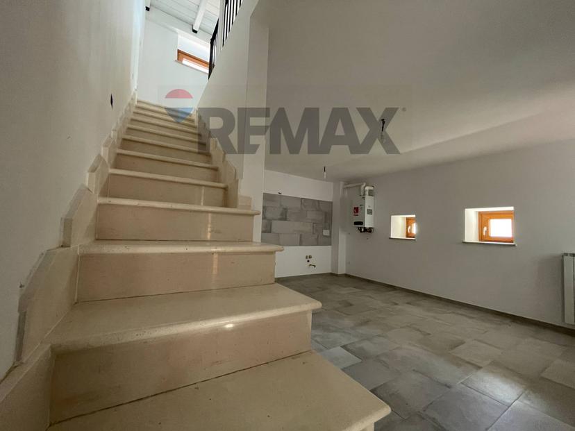 Casa indipendente in Via degli Spagnoli 10c, L'Aquila — foto 4 di 5