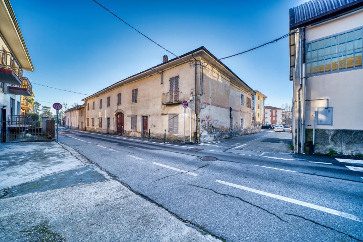 Casa indipendente in Via Peschiera 6, Piossasco