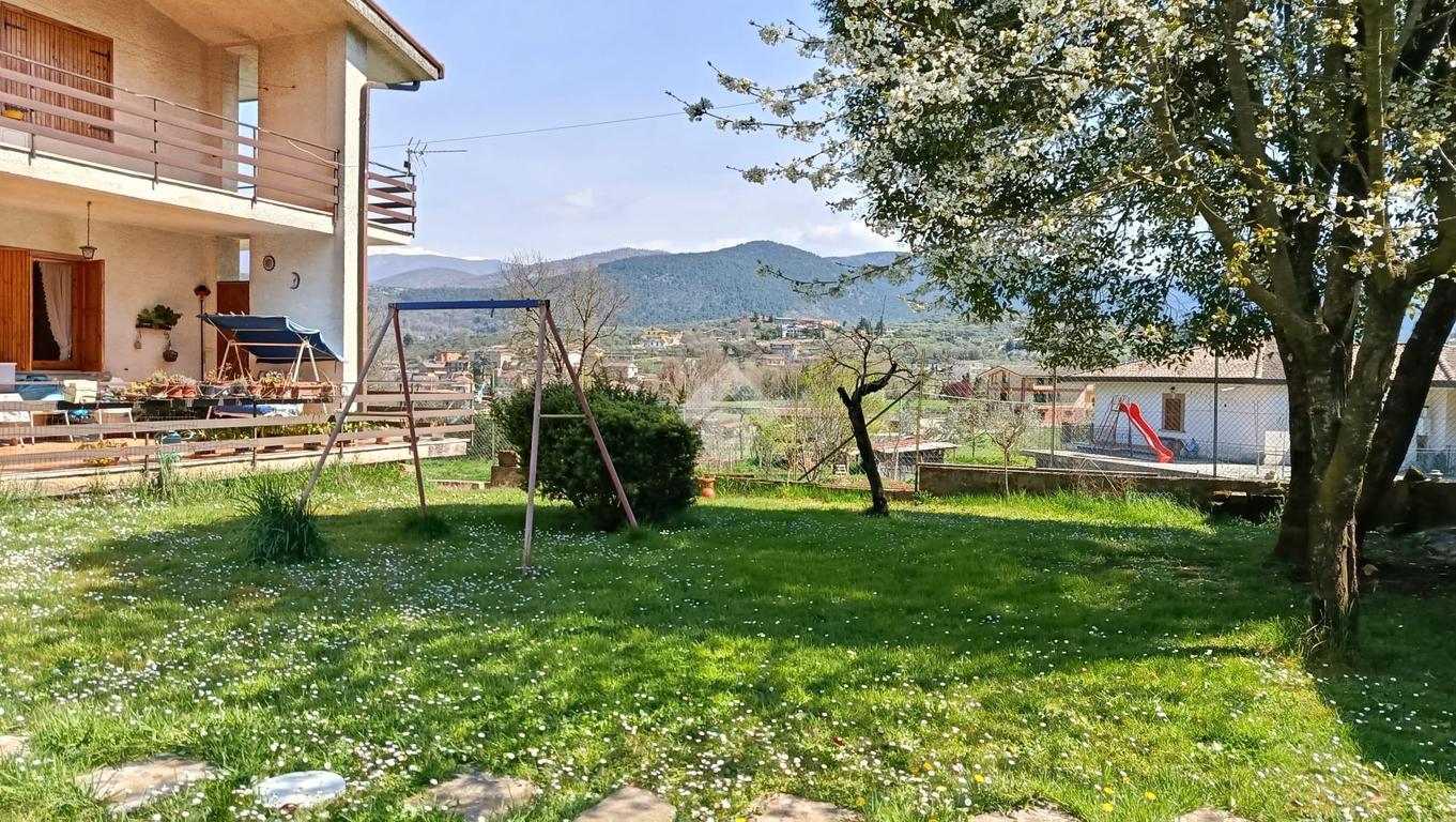 Villa in Via delle Ginestre, Alatri