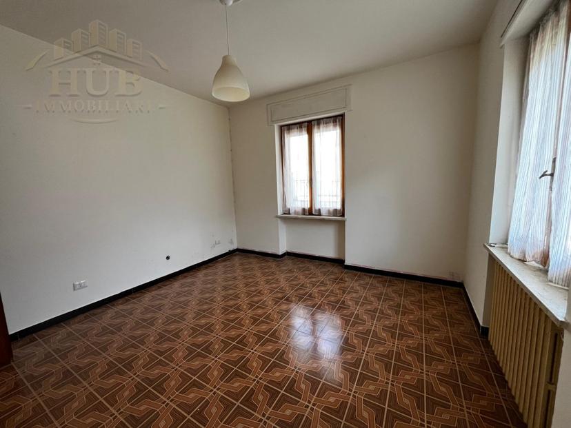 Casa indipendente in Via Tenente Arturo Garino 3, San Damiano Macra — foto 2 di 5