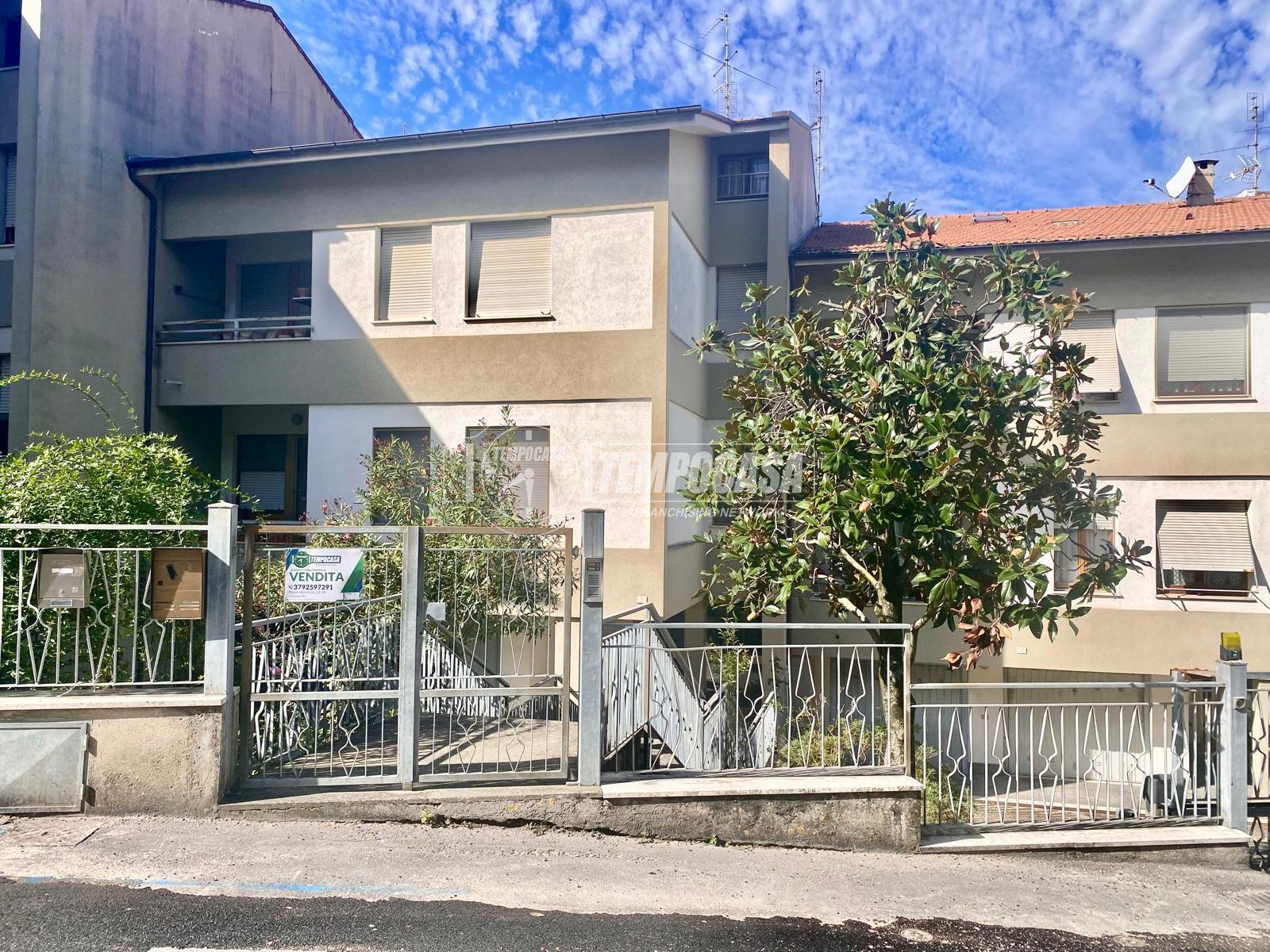 Appartamento in Via Giacomo Leopardi, Camerata Picena