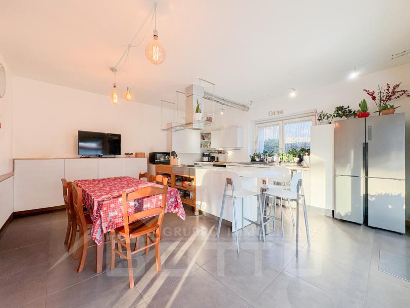 Casa indipendente in Via Lanca N 14 Oleggio, Oleggio — foto 4 di 5