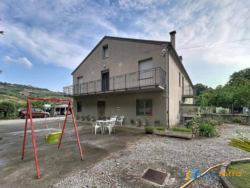 Appartamento in villa in Contrada Moresco Vecchio 4, Moresco
