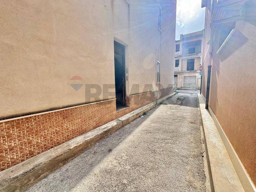 Casa indipendente in Via Roma 90, Cinisi
