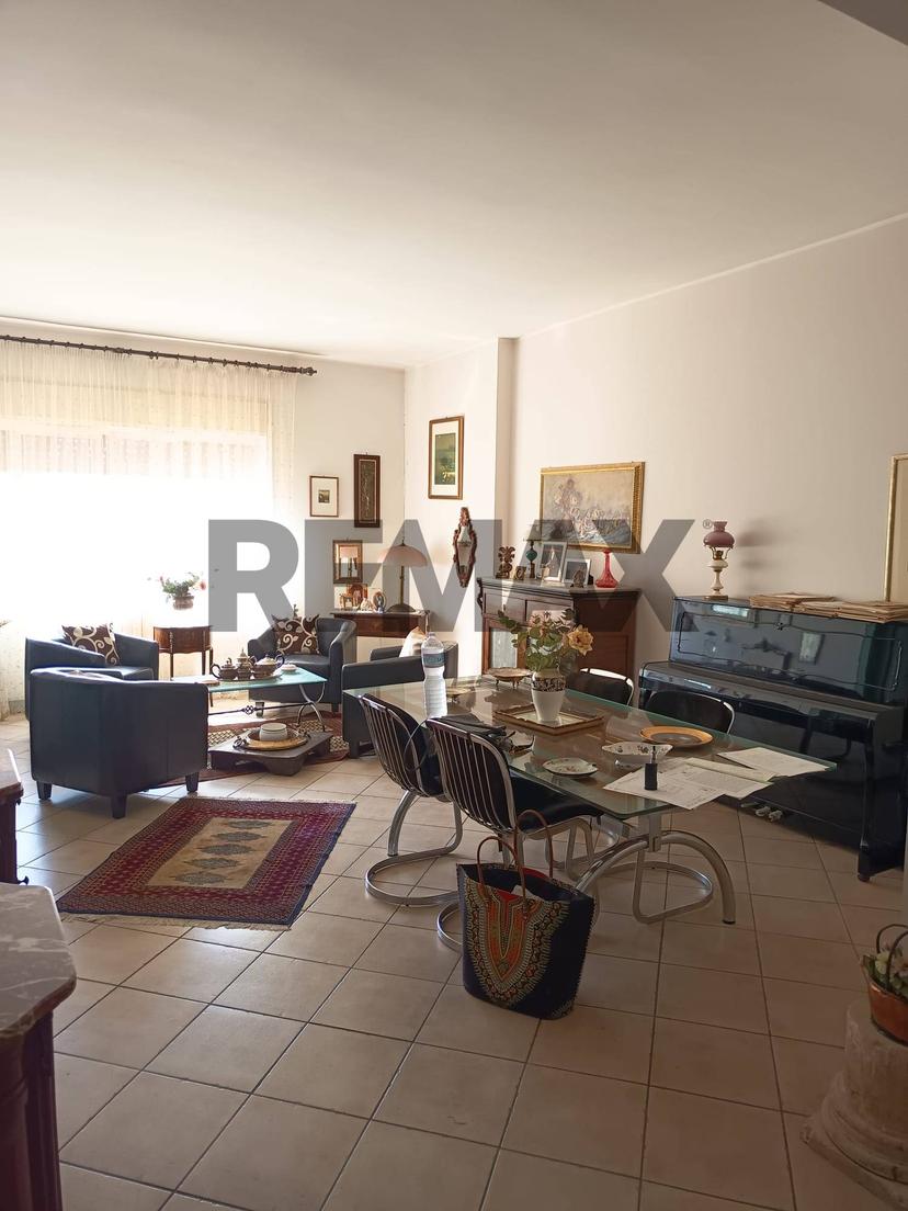 Appartamento in Via Damone 4, Siracusa