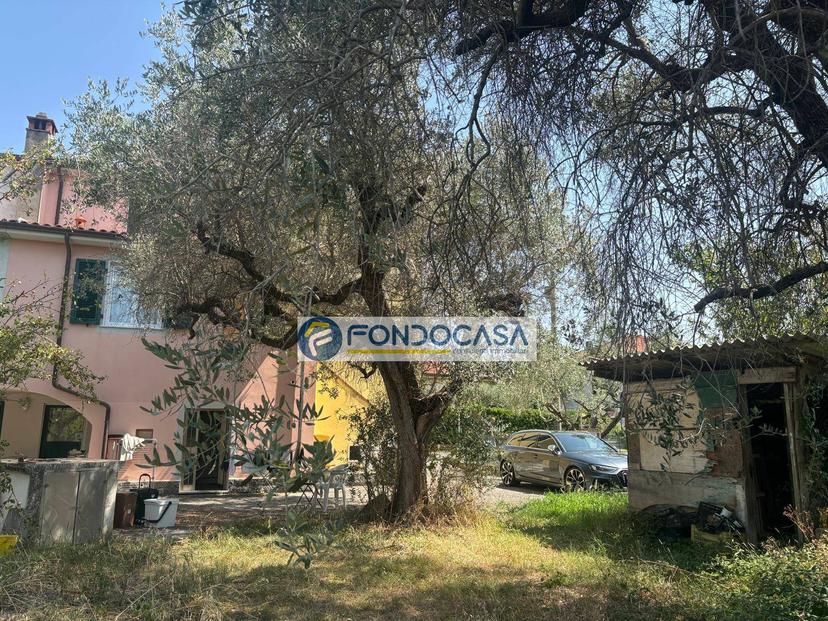 Villa a schiera in Via Borghetto, Castelnuovo Magra — foto 2 di 5
