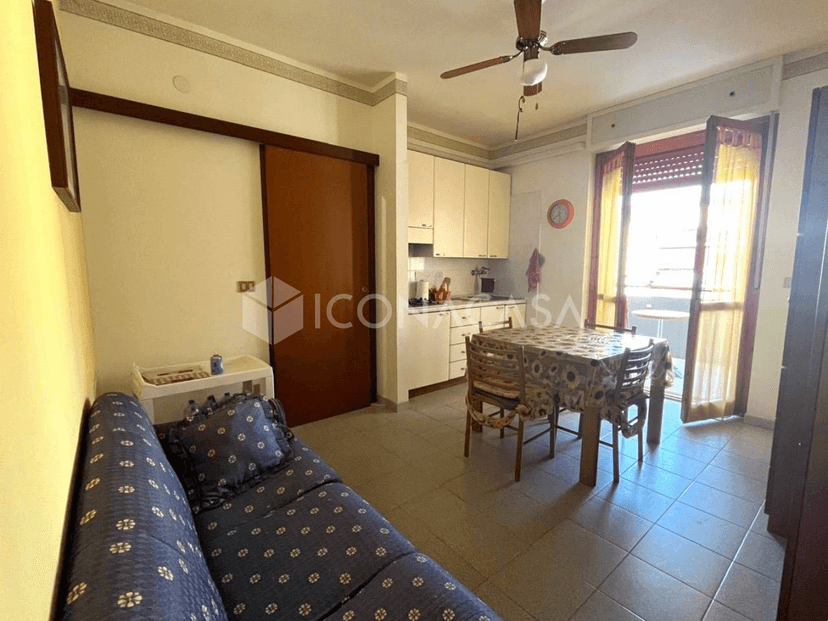 Bilocale in Via Alcide De Gasperi, Campomarino