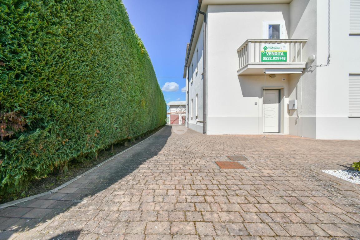Villa in Via XX Settembre 86, Poggio Renatico