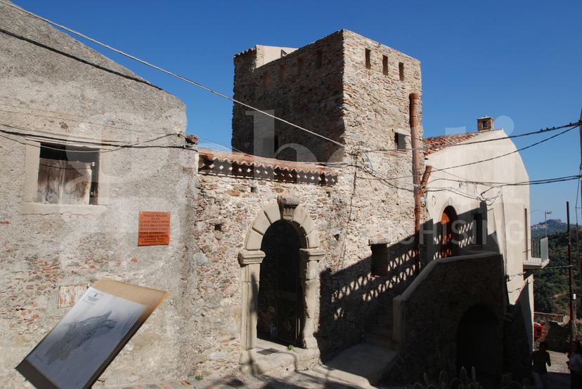 Terratetto plurifamiliare in Piazza Vecchia Snc, Casalvecchio Siculo — foto 3 di 5