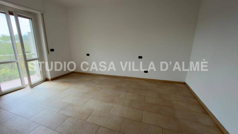 Trilocale in Via Maresana, Bergamo