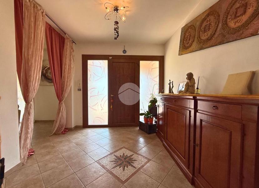 Casa indipendente in Via Vercelli 40, Borgo Vercelli — foto 2 di 5