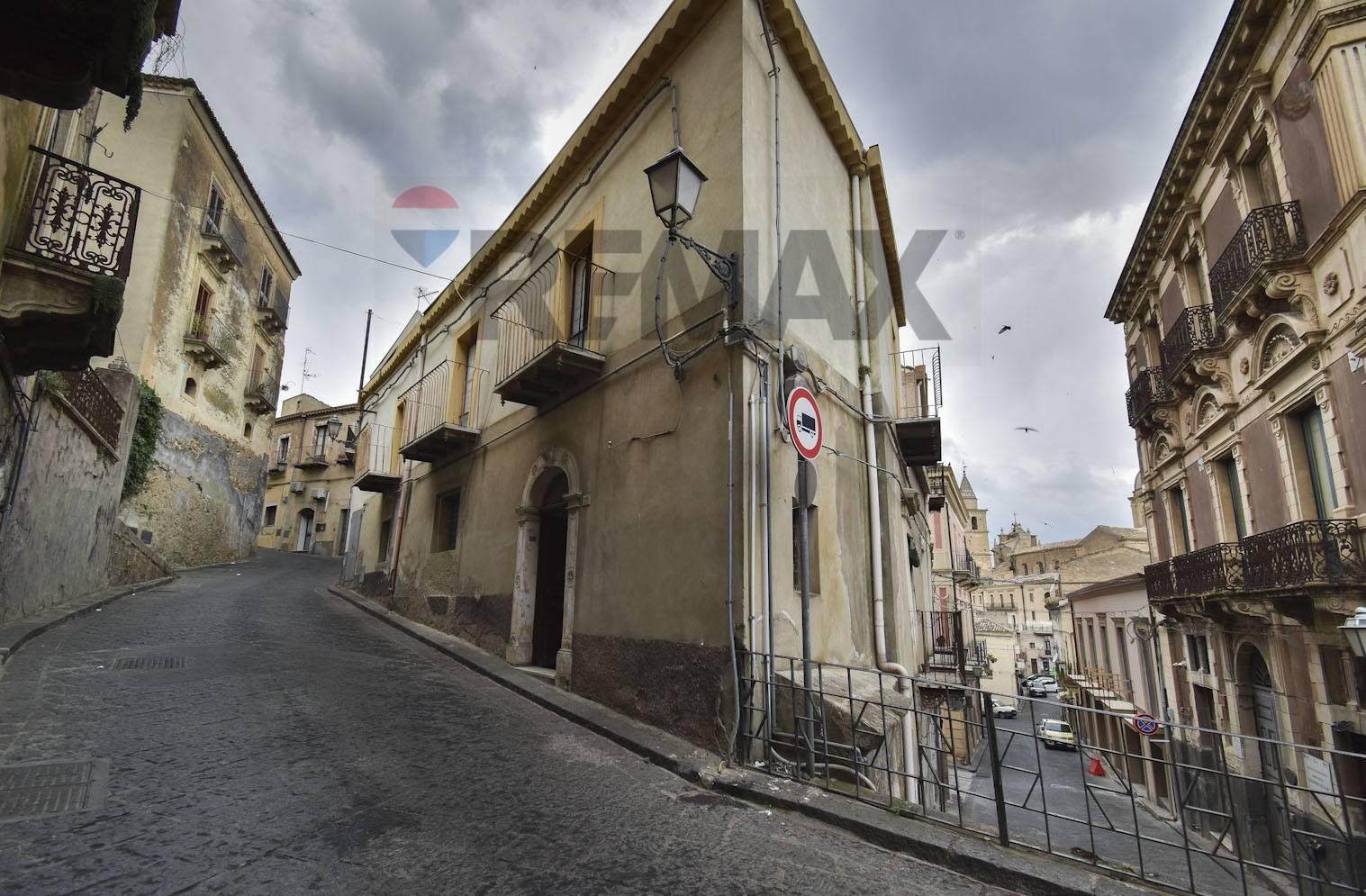 Casa indipendente in Via Diodorea 30, Agira