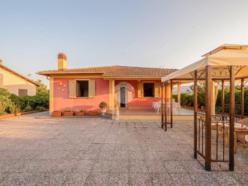 Casa indipendente in Via Franco Gallese 10, Avezzano — foto 4 di 5