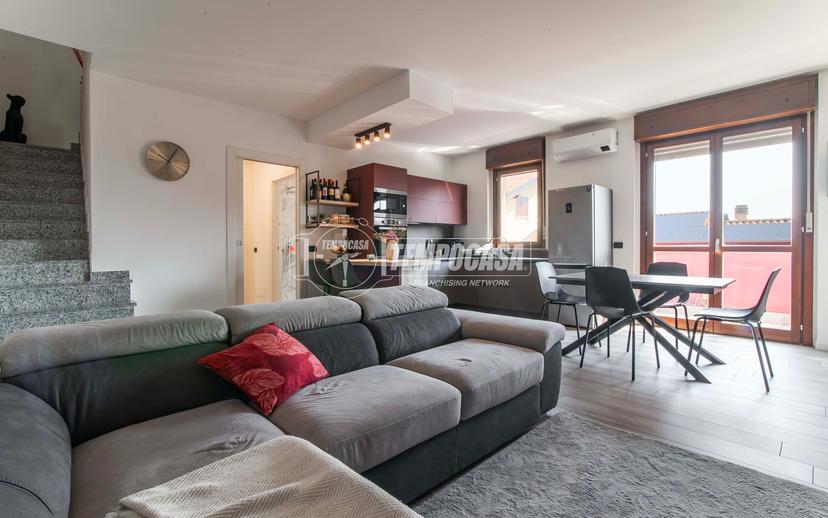 Trilocale in Via dei Fontanili 71, Marnate — foto 2 di 5