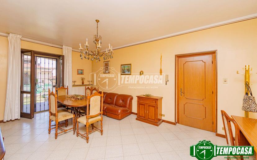 Villa in Via Sommo, Zinasco — foto 3 di 5
