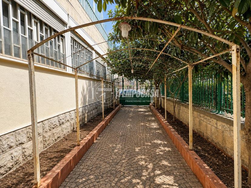 Appartamento in Via Pietro Mascagni, Palermo