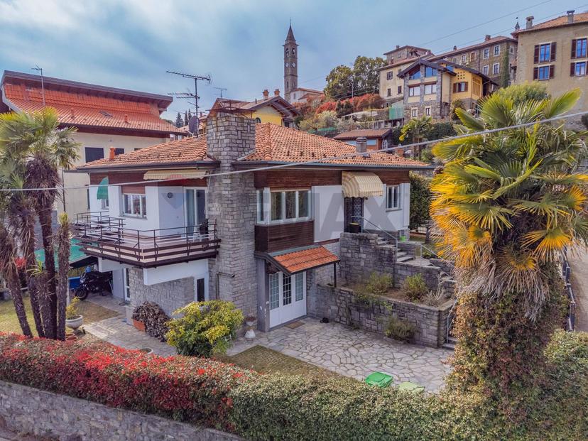 Villa, Massino Visconti — foto 2 di 5