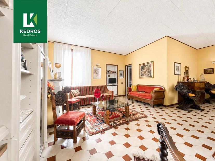 Casa indipendente in Via Nicolini 2, Varese — foto 3 di 5