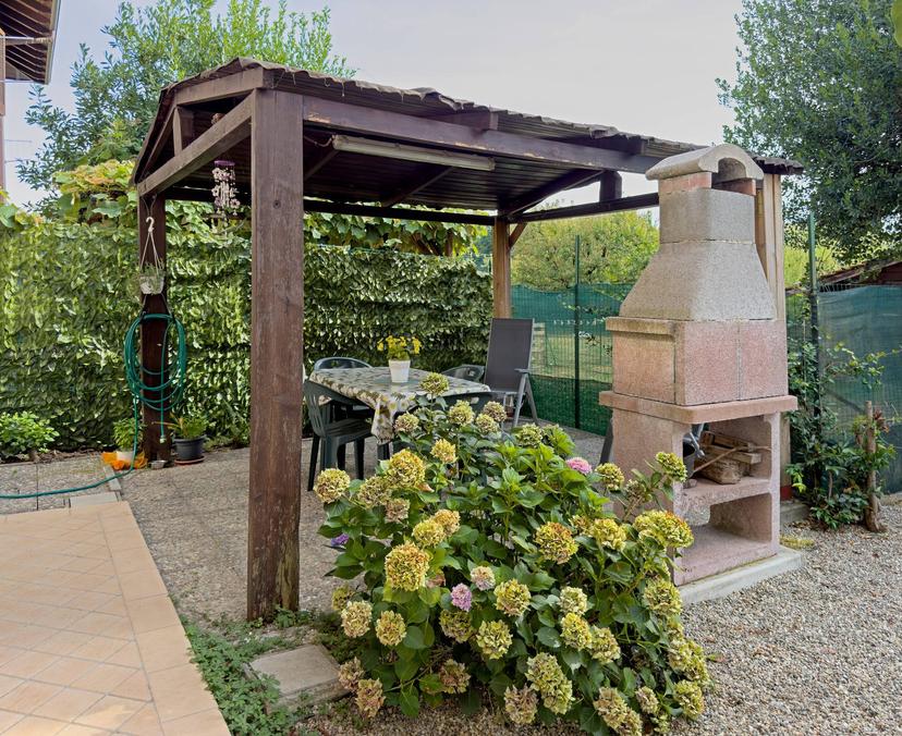 Villa a schiera in Via Carmine, Oleggio — foto 2 di 5
