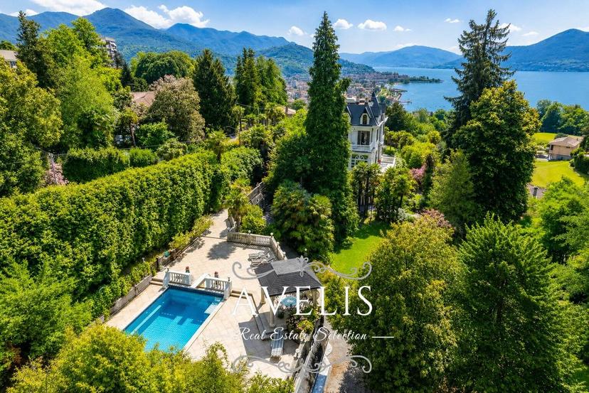 Villa in Via Lugano 21, Luino — foto 3 di 5