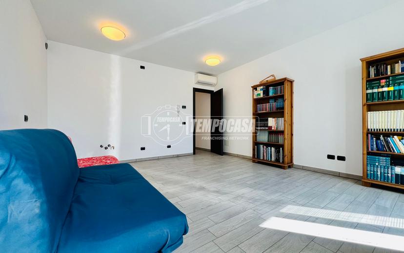 Casa indipendente in Via Roma 2, Lonate Pozzolo — foto 3 di 5