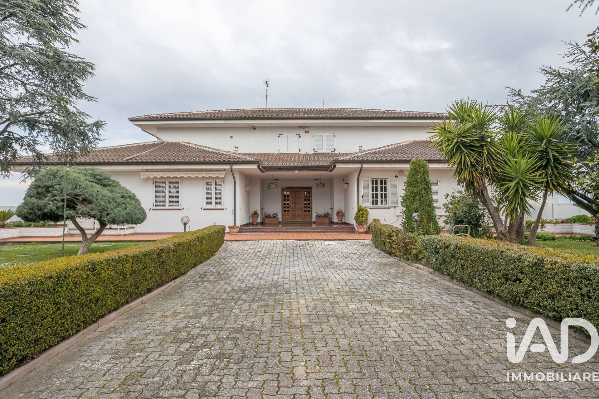 Villa in Viale dei Monti, Montegranaro
