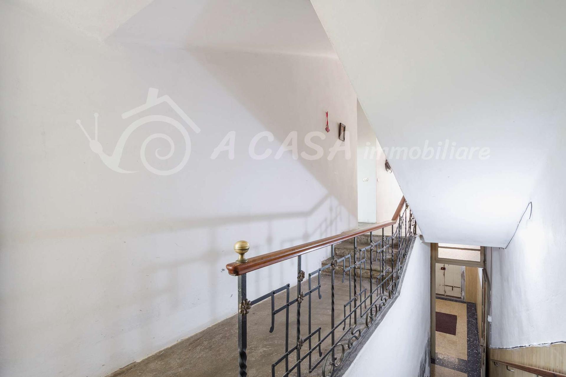 Porzione di casa in Piazza Cesare Battisti 7, Polesine Zibello