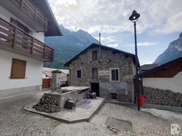 Appartamento in Piazza Piccola 3, Cencenighe Agordino
