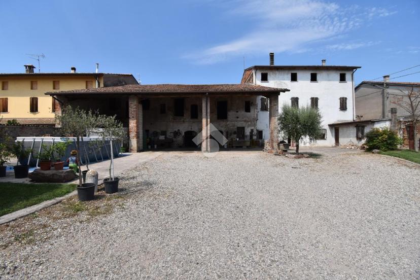 Rustico in Via S. Vigilio 14, Castiglione delle Stiviere — foto 4 di 5