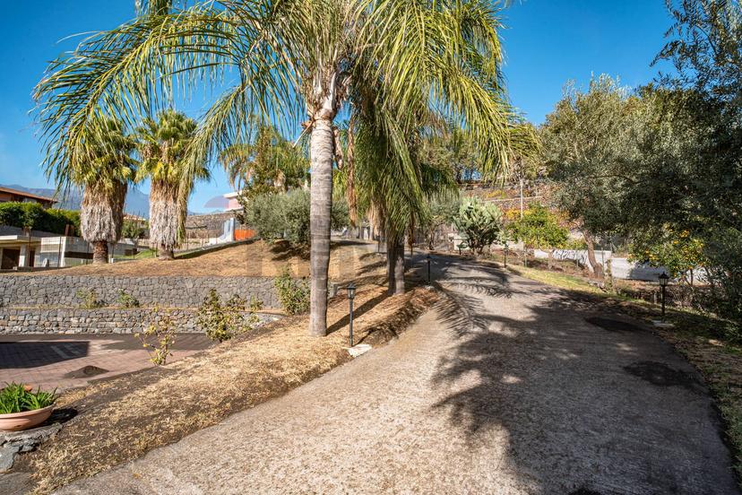 Villa in Via Duccio Galimberti 111, Santa Venerina — foto 2 di 5