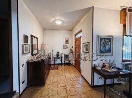 Villa a schiera in Corso Vittorio Emanuele 87, Villafranca di Verona