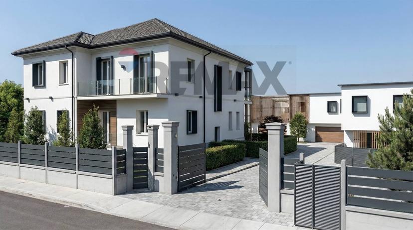 Trilocale in Via Giuseppe Parini 51, Cesano Maderno — foto 2 di 5