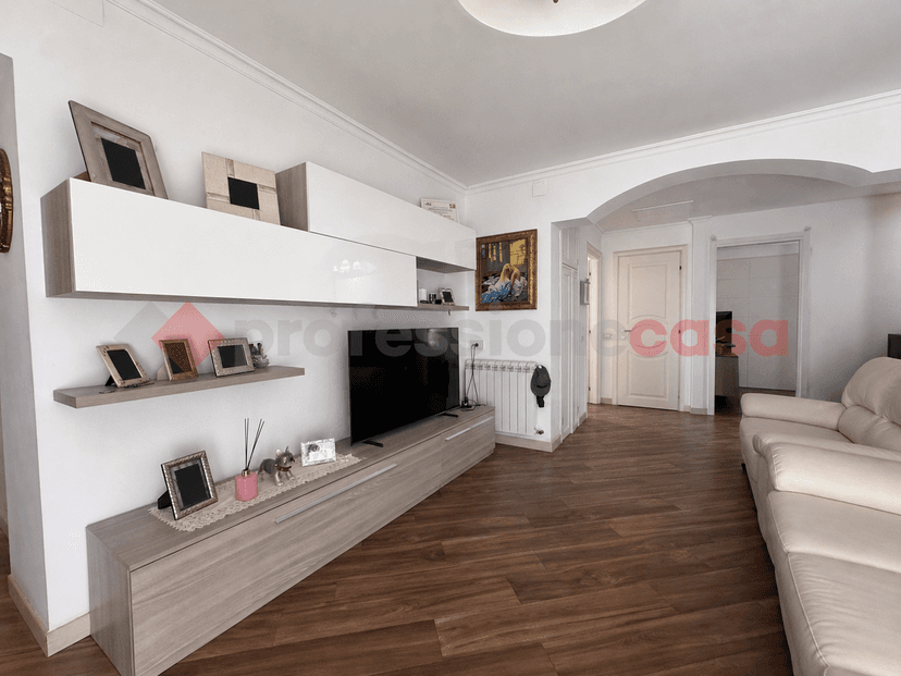 Trilocale in Via Puglia 30, Taranto