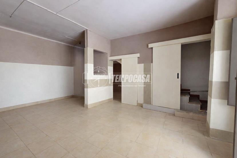 Casa indipendente in Via Pettini, Acquaviva delle Fonti — foto 2 di 5