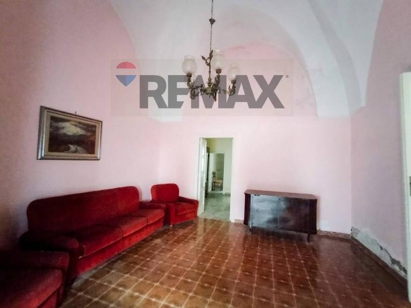 Casa indipendente in Via Vittorio Veneto 36-38, Campi Salentina — foto 3 di 5