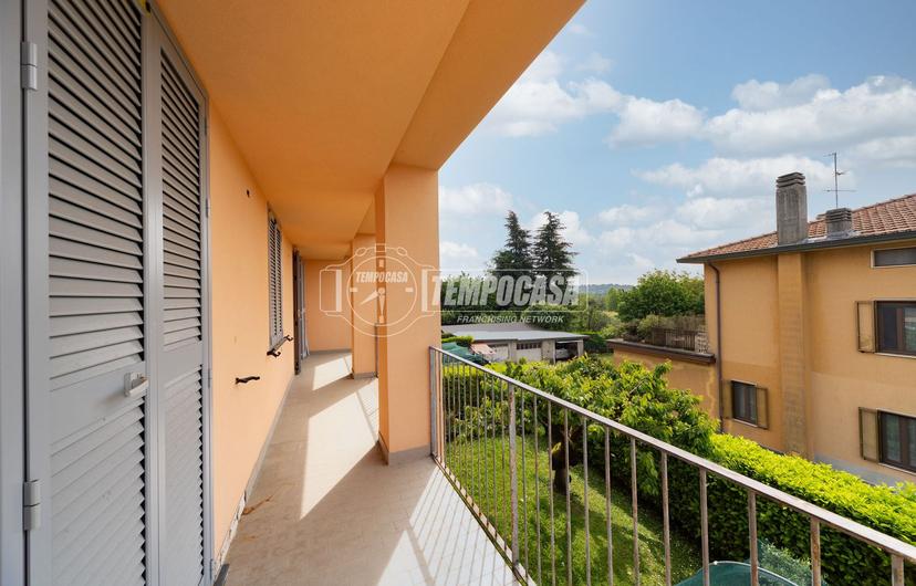 Trilocale in Via Guglielmo Marconi 42, Cassago Brianza — foto 3 di 5