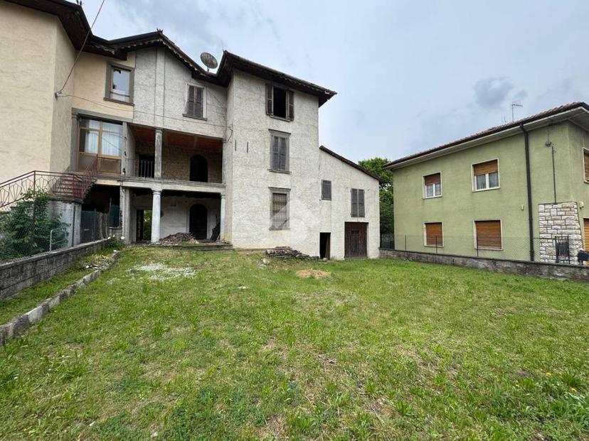 Rustico in Via Don l. Zinetti, Casazza — foto 3 di 5