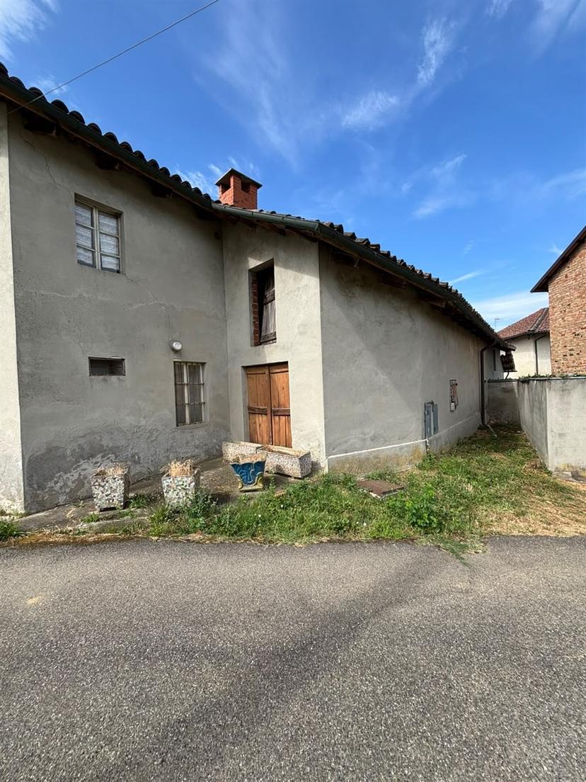 Casa indipendente in Frazione Quarto Superiore 50, Asti — foto 3 di 5
