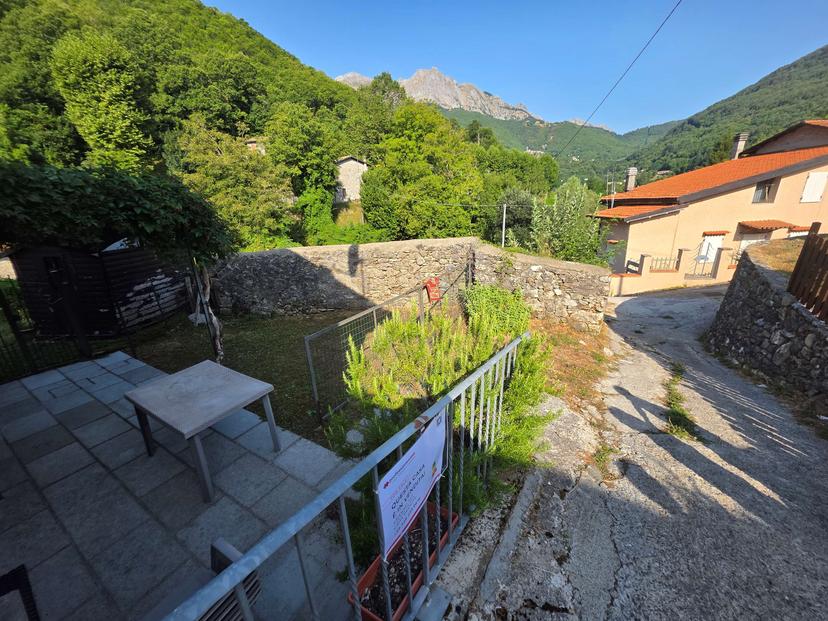 Porzione di casa in Via Eruopa, Vagli Sotto